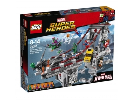 LEGO Super Heroes Spider-Man: tinklo karių lemiama kova ant tilto, 8-14 m. vaikams (76057)