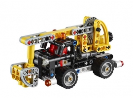 LEGO Technic Keltuvas - lopšys, 7-14 metų vaikams (42031)