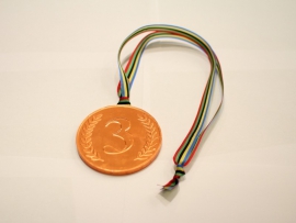 Pieninio ŠOKOLADO bronzos medalis, Majai, 58g
